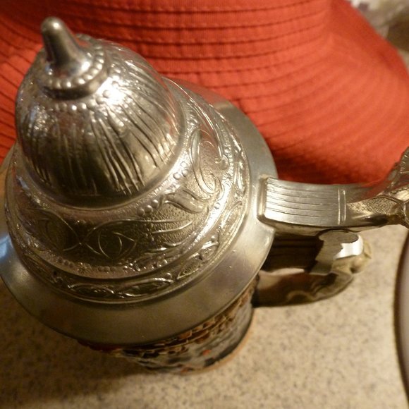 Rare Antique German Beer Stein – Christmas Theme, Raised Relief, Pewter Lid, 10" - Picture 9 of 12